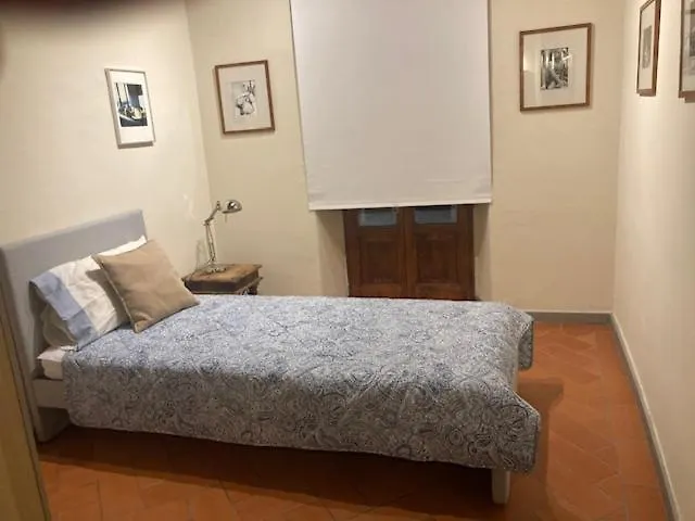 Central And Quiet Apartment Florence