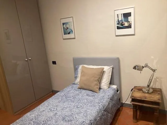 Central And Quiet Apartment Florence