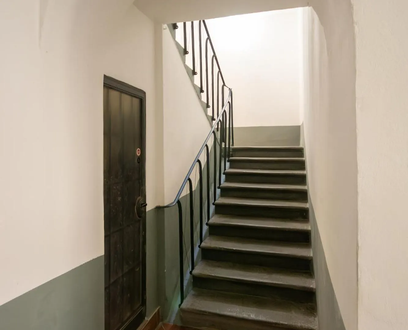 Central And Quiet Apartment Florence